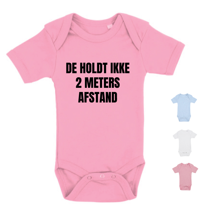 De holdt ikke 2 meters afstand