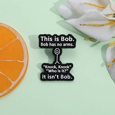 Pins og brocher: This is Bob.... - Billede 8