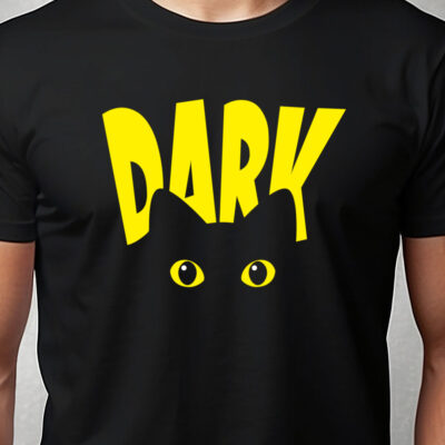 T-shirt: Dark cat