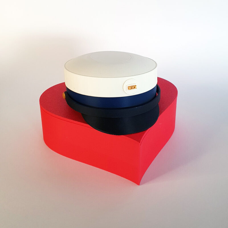 HHX - Studenterhue - med eget navn - inkl. hjerte gaveæske - 3D print