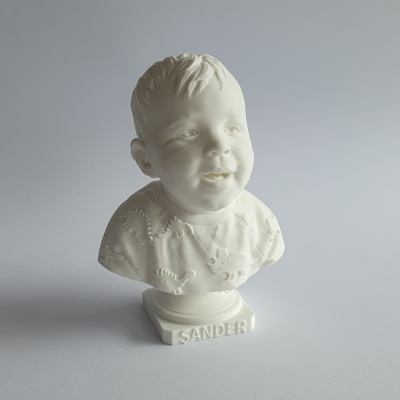Alternative view of Foto til 3D printet figur - Menneskelig figur på buste og navn